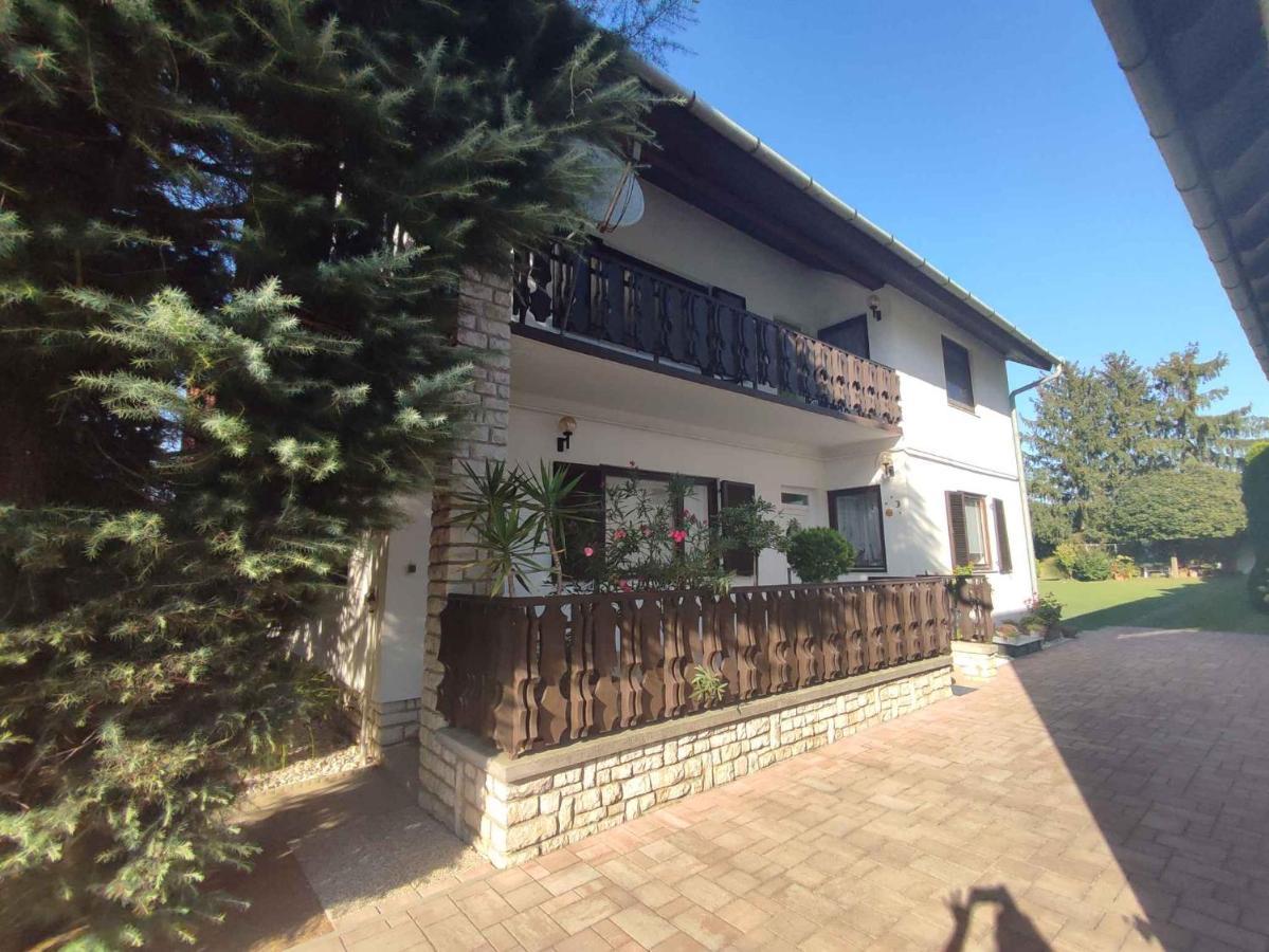 Holiday Home In Balatonboglar 45807 Kültér fotó